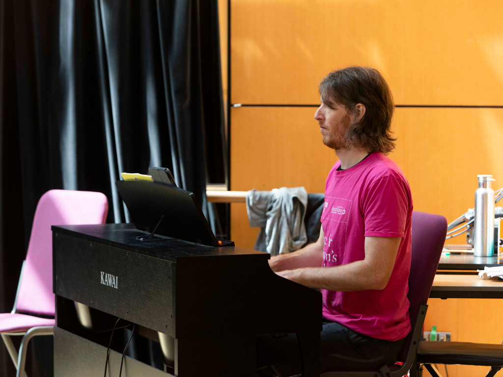 Dance for Parkinson’s. Robert Briggs Dance for Parkinson's pianist playing a piano.
