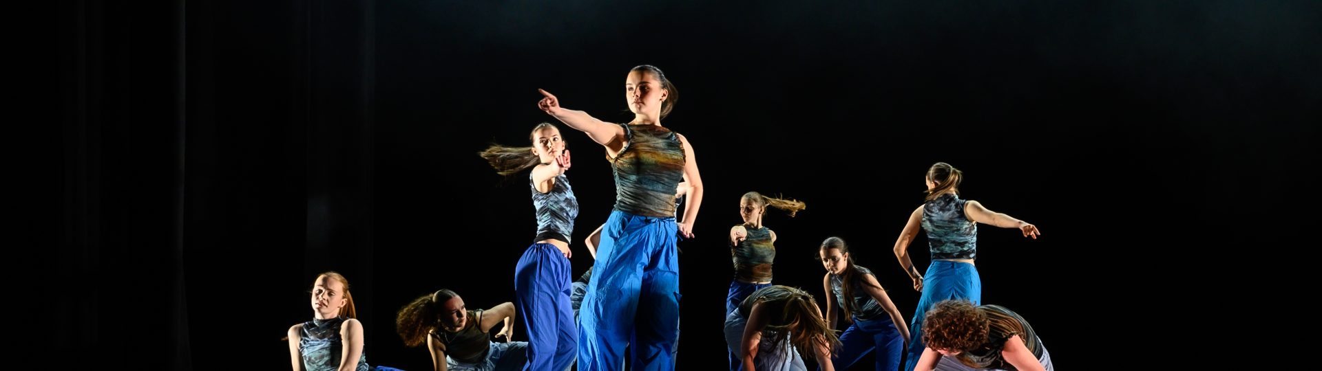 Lothian Youth Dance Company Lothian Youth Dance Company